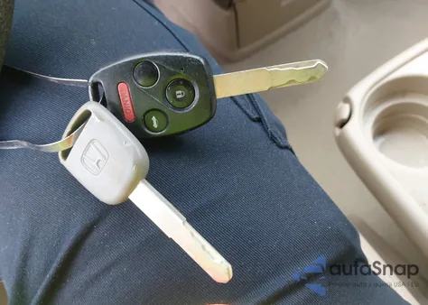 2006 Honda Cr-V Se from USA, damaged, VIN SHSRD78966U430772